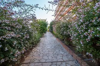 Apartamentos Ar Lotus *